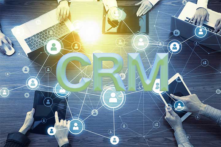 顧客との関係を構築するCRM