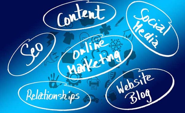 あなたの会社の情報は、お客様の役に立っていますか？